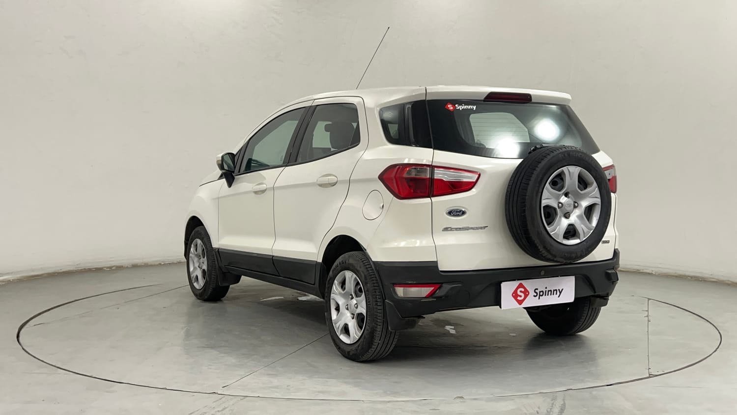 Used 2015 Ford EcoSport Trend 1.5 TDCi Diesel Manual exterior LEFT REAR CORNER VIEW