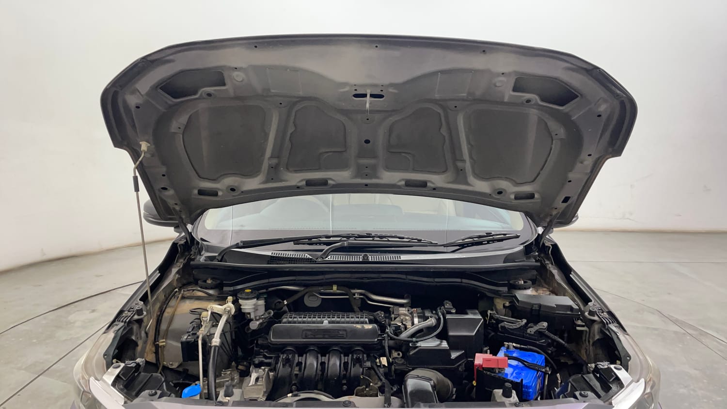 Used 2021 Honda Amaze 1.2 VX CVT Petrol Petrol Automatic engine ENGINE & BONNET OPEN FRONT VIEW