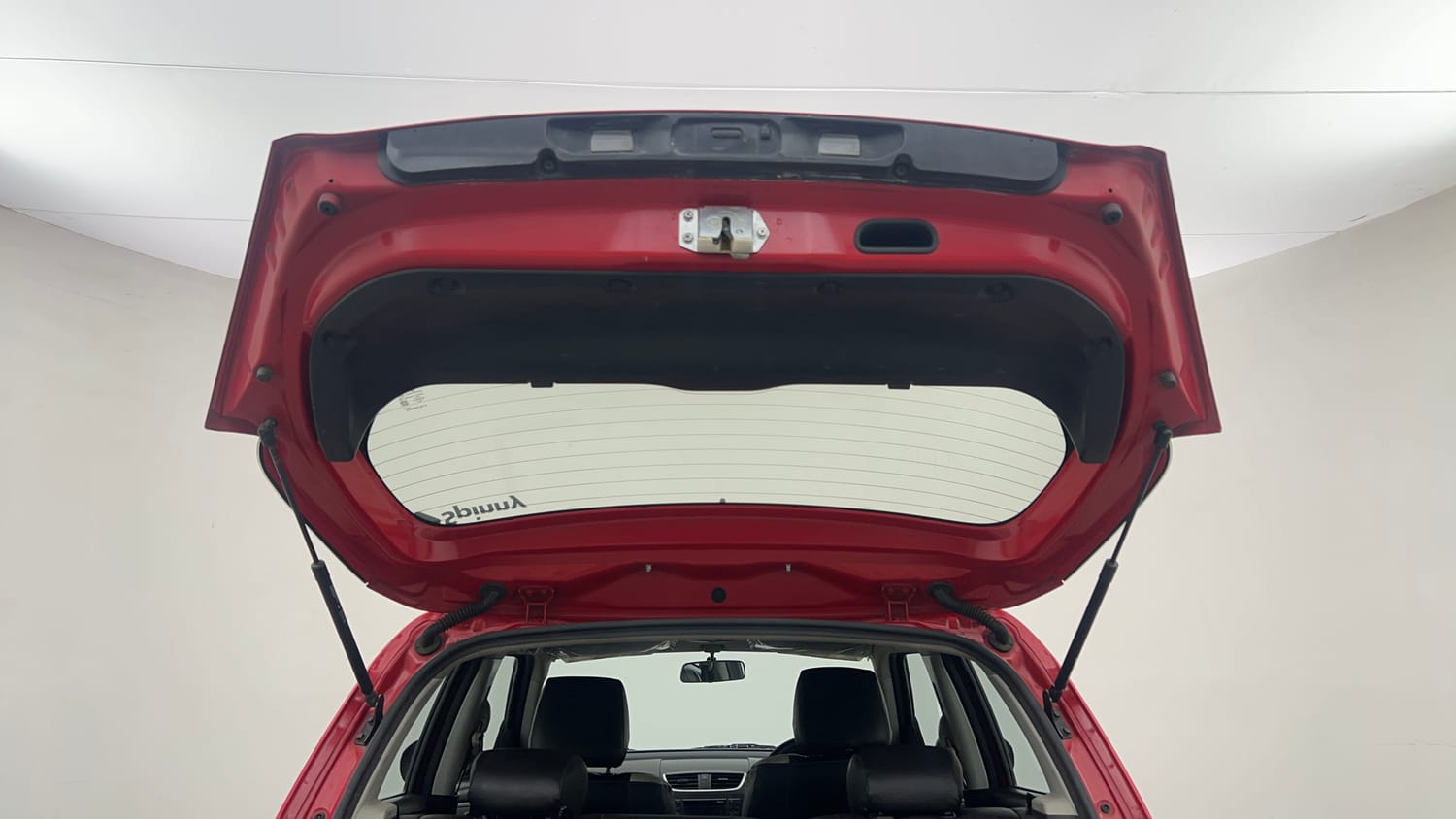 Used 2017 Maruti Suzuki Swift ZXi Petrol Manual interior DICKY DOOR OPEN VIEW