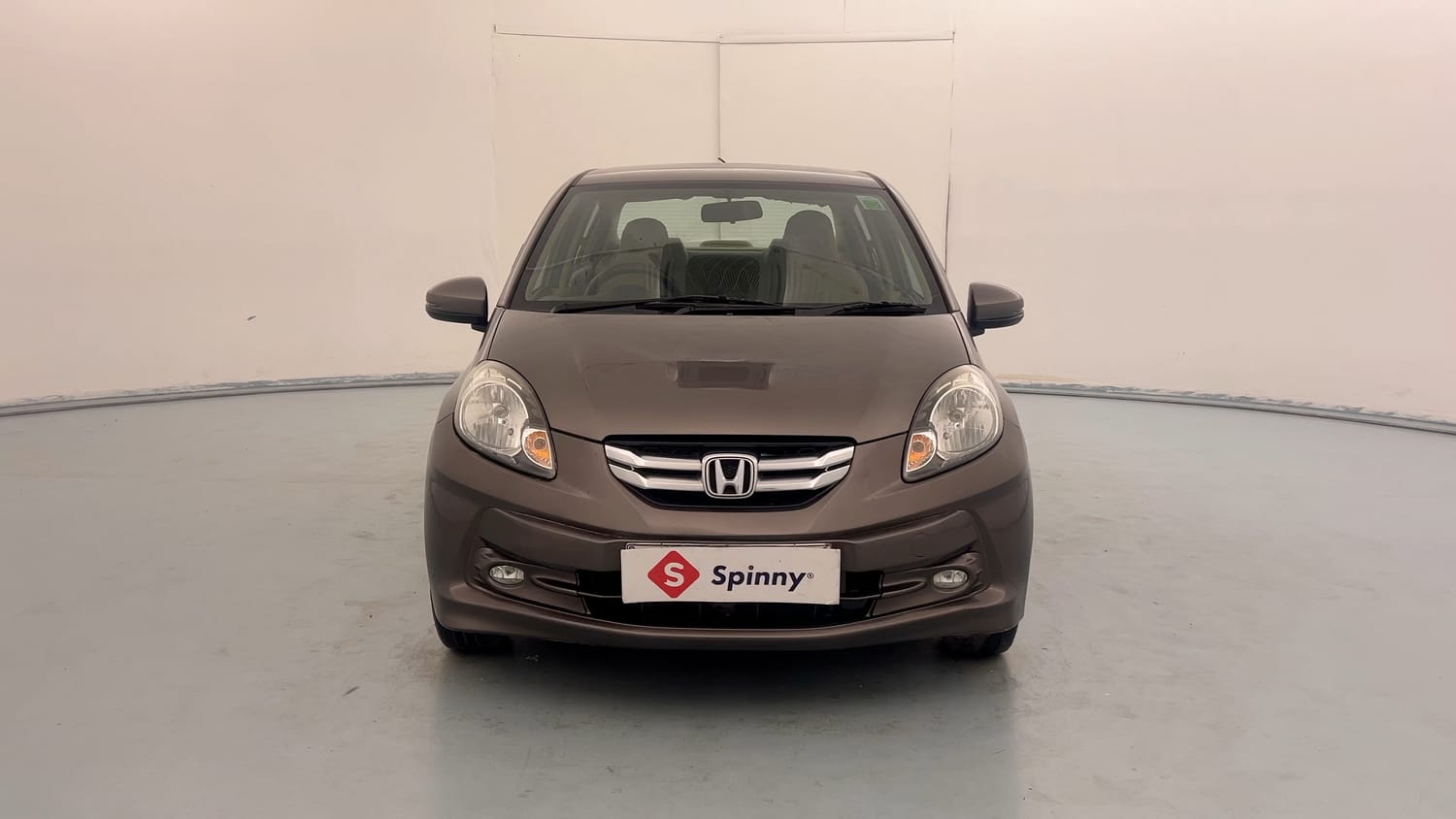 Used 2016 Honda Amaze 1.2 VX i-VTEC Petrol Manual exterior FRONT VIEW
