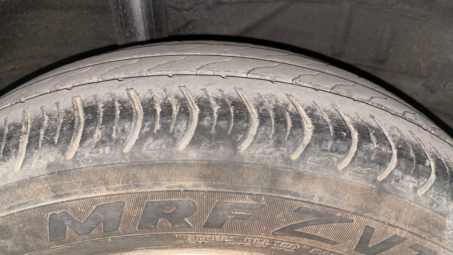 Used 2021 Honda Amaze 1.2 VX CVT Petrol Petrol Automatic tyres RIGHT REAR TYRE TREAD VIEW