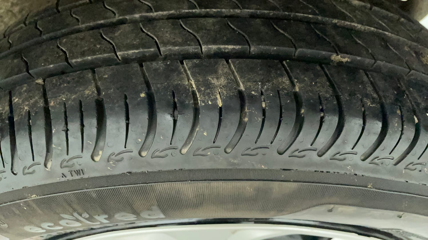 Used 2021 Maruti Suzuki S-Presso VXi AMT Petrol Automatic tyres LEFT REAR TYRE TREAD VIEW