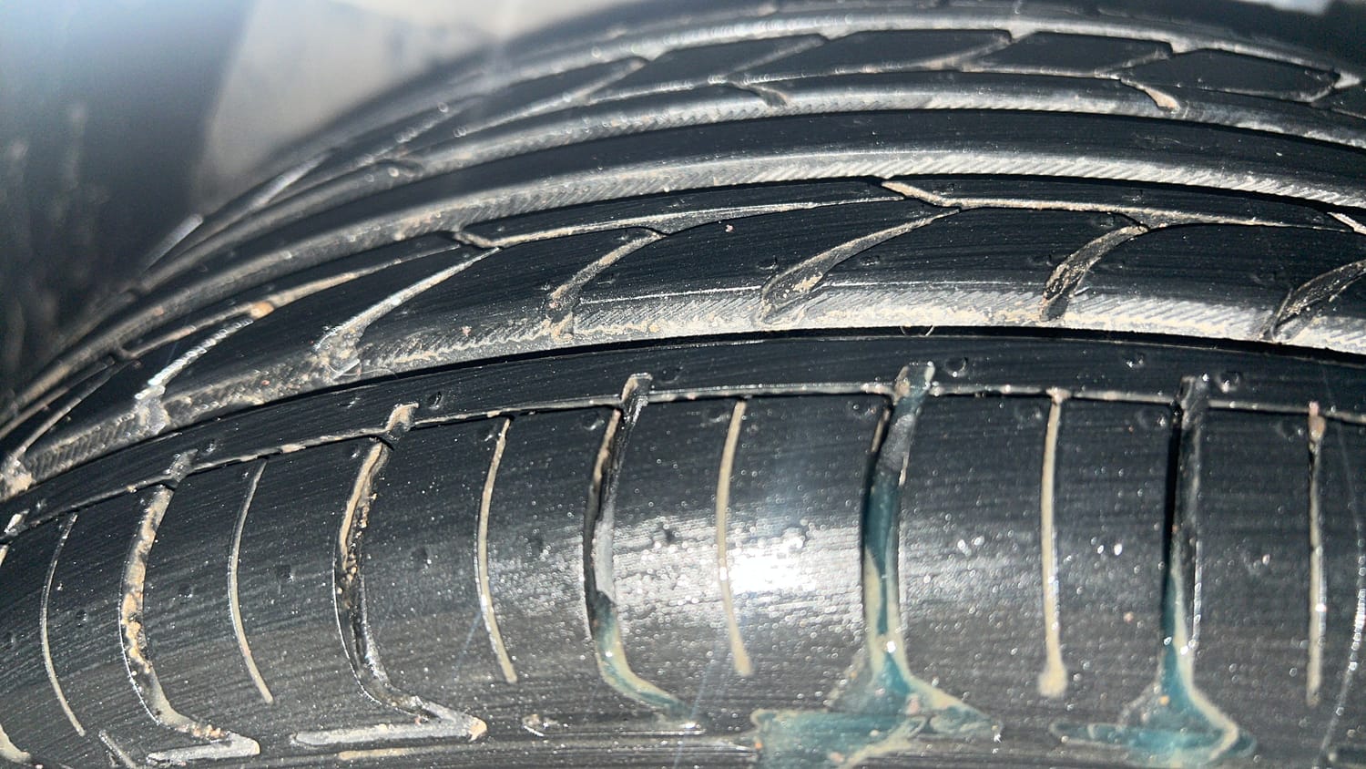 Used 2019 Hyundai Grand i10 Magna 1.2 Kappa VTVT Petrol Manual tyres LEFT FRONT TYRE TREAD VIEW