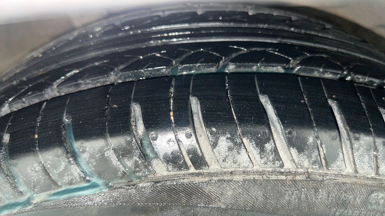 Used 2016 Honda Amaze 1.2 VX i-VTEC Petrol Manual tyres RIGHT REAR TYRE TREAD VIEW
