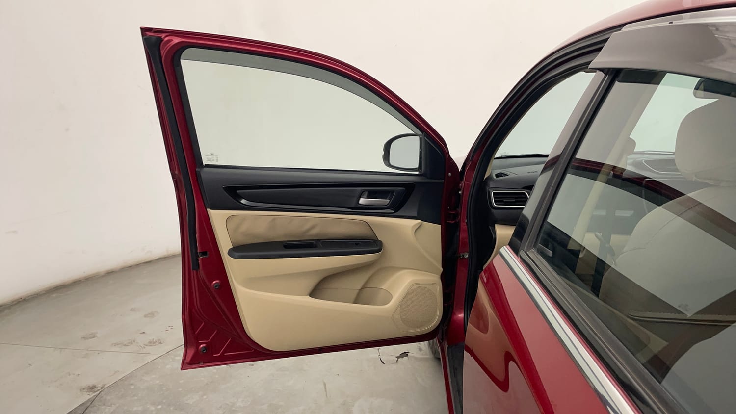Used 2018 Honda Amaze 1.2 VX MT Petrol Petrol Manual interior LEFT FRONT DOOR OPEN VIEW