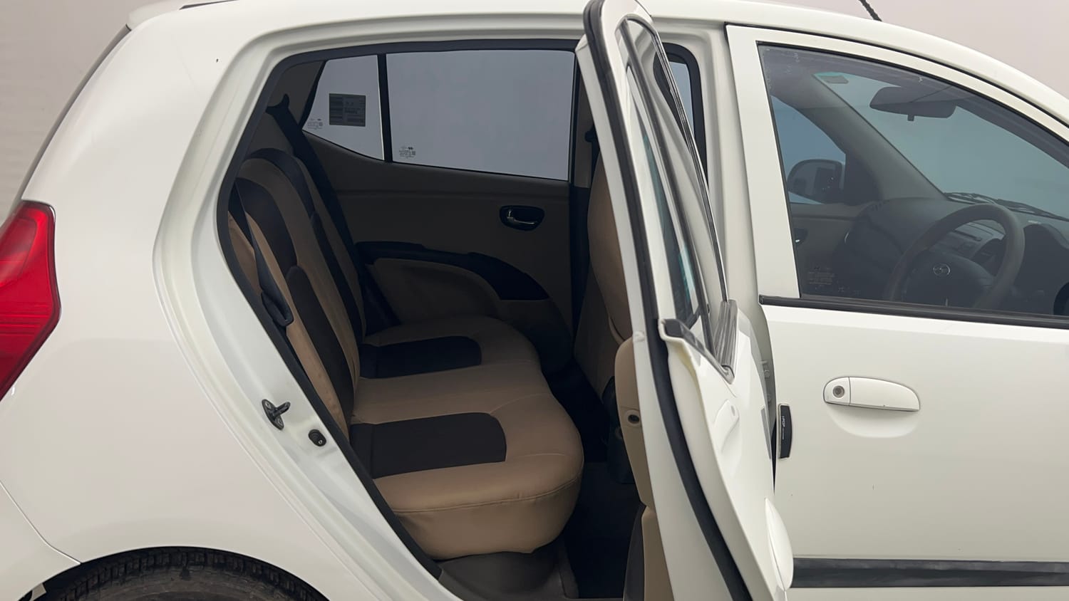 Used 2013 Hyundai i10 Magna 1.1 iRDE2 Petrol Manual interior RIGHT SIDE REAR DOOR CABIN VIEW