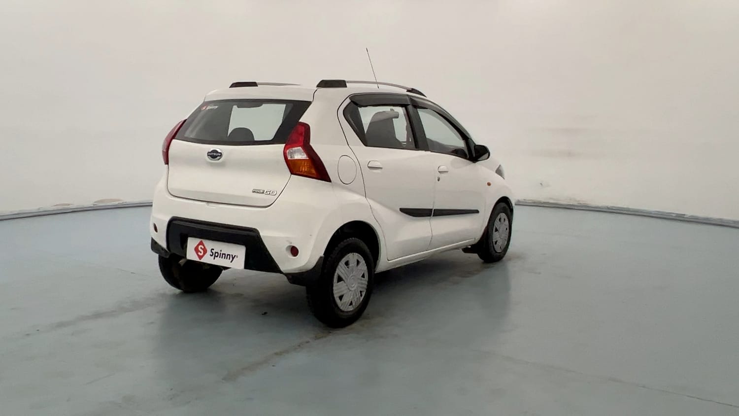 Used 2016 Datsun Redi-GO S Petrol Manual exterior RIGHT REAR CORNER VIEW