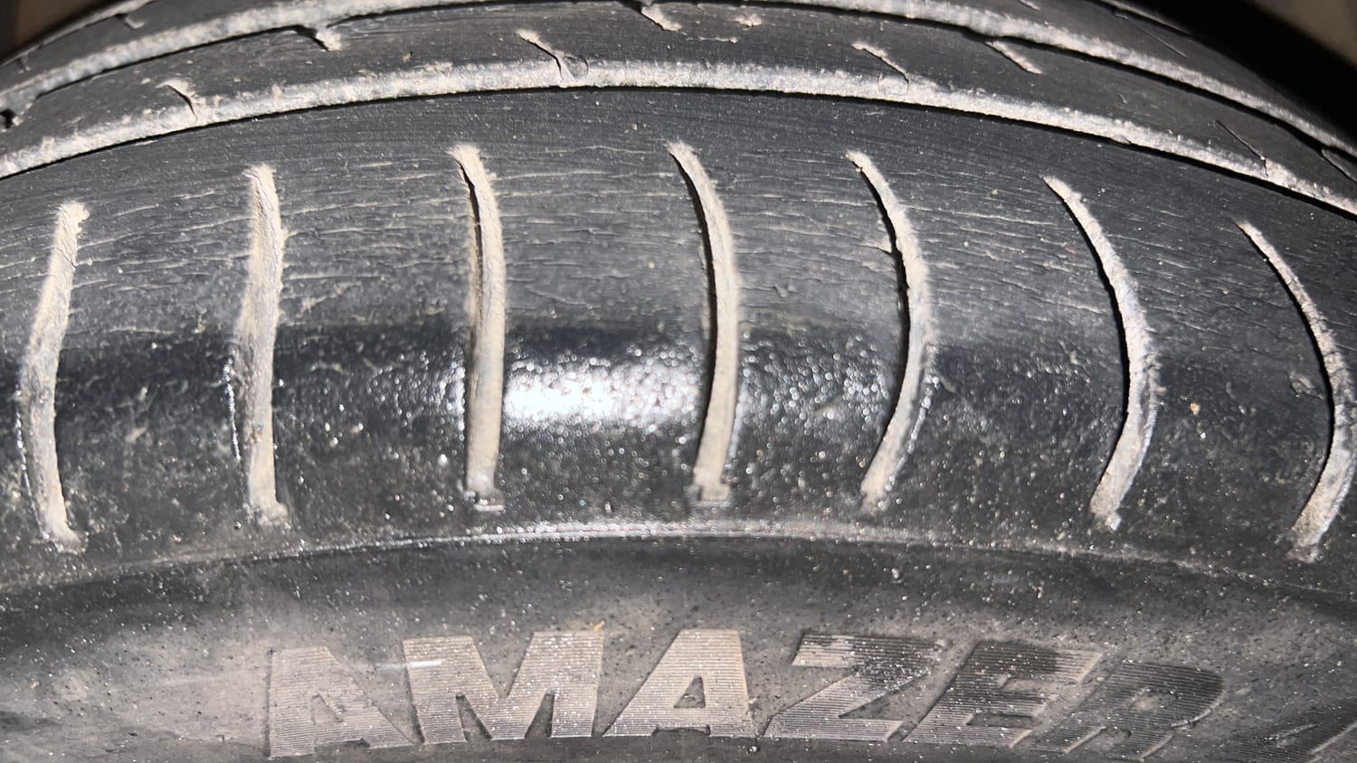 Used 2015 Tata Zest XE Petrol Petrol Manual tyres RIGHT FRONT TYRE TREAD VIEW