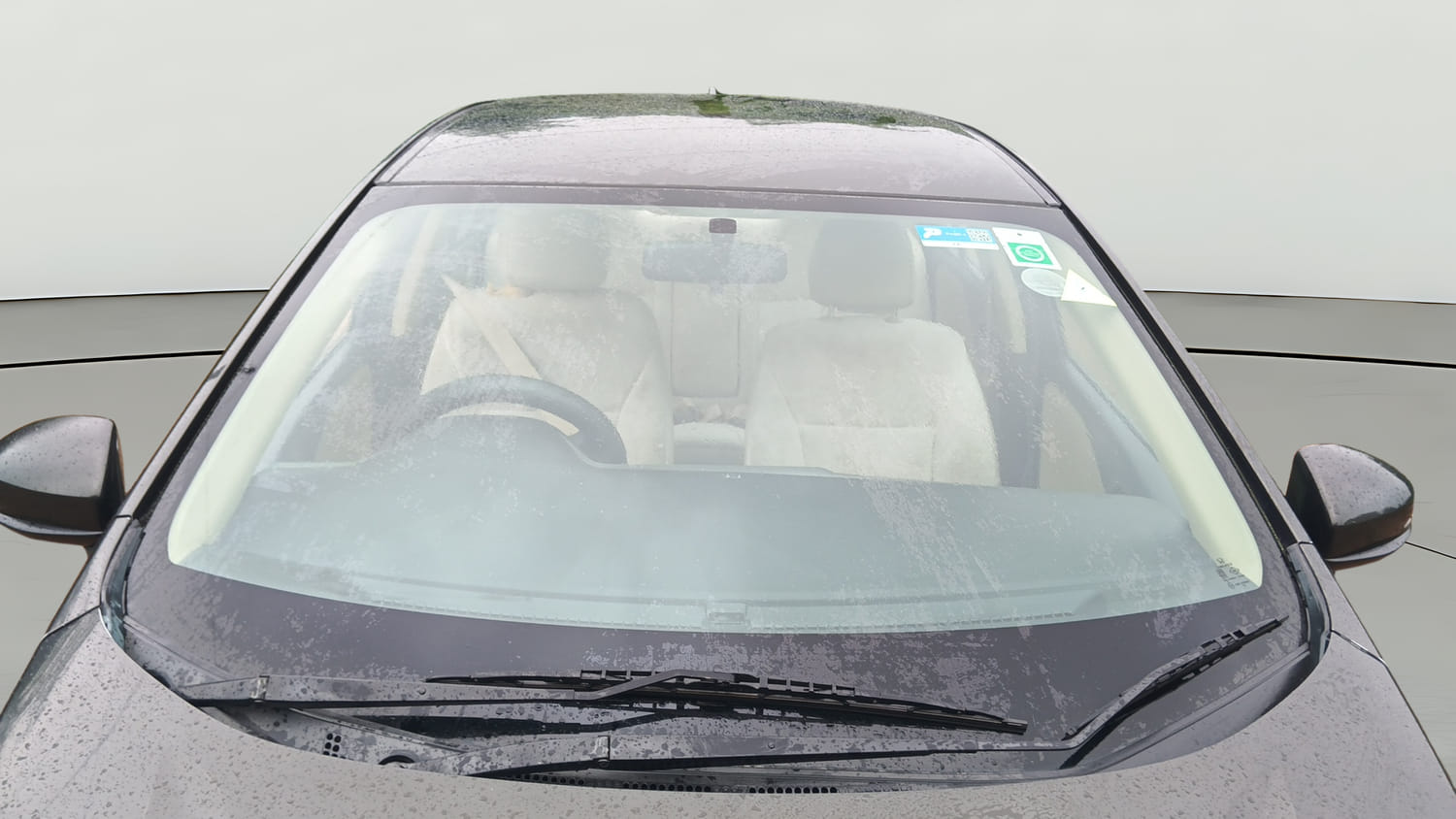 Used 2015 Honda City V Petrol Manual exterior FRONT WINDSHIELD VIEW
