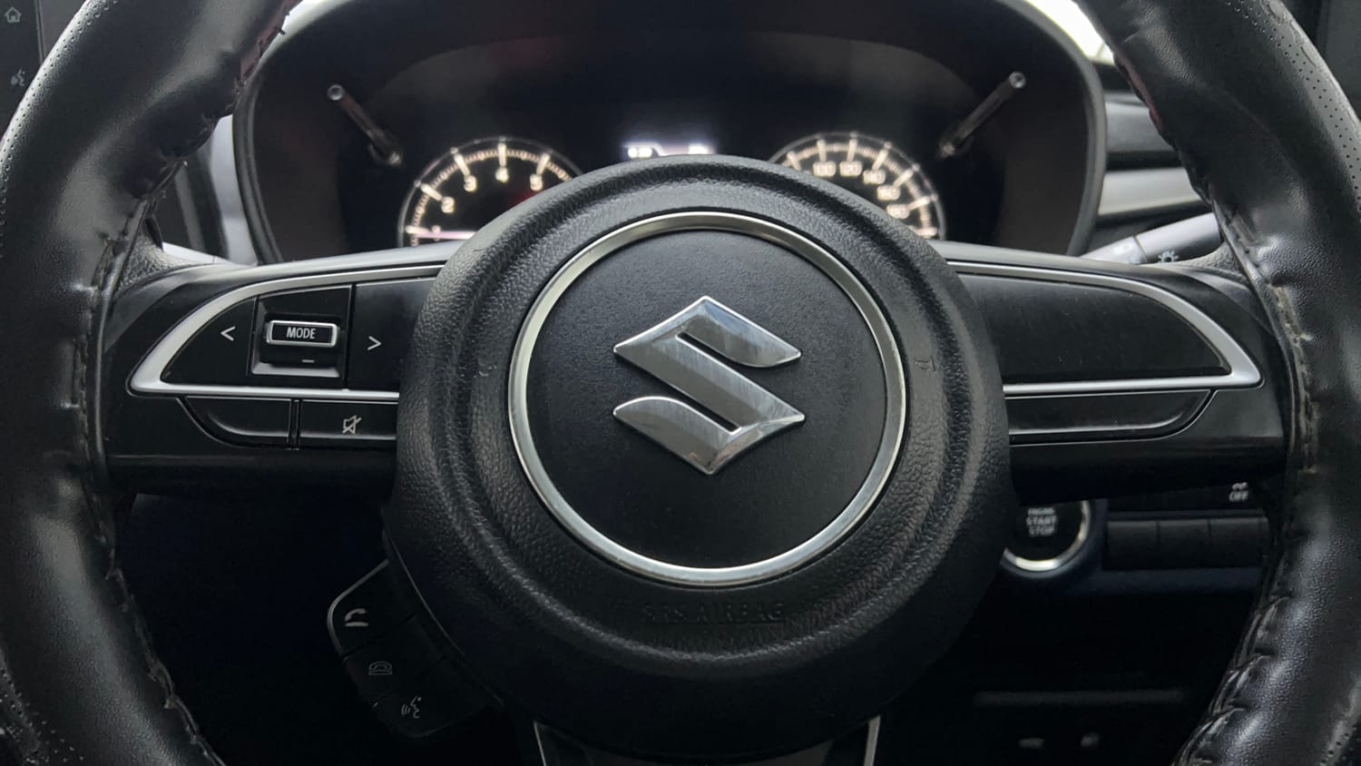 Used 2025 Maruti Suzuki Baleno Zeta MT Petrol Manual top_features Airbags