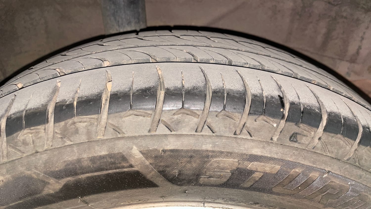 Used 2018 Honda Amaze 1.2 VX MT Petrol Petrol Manual tyres RIGHT REAR TYRE TREAD VIEW