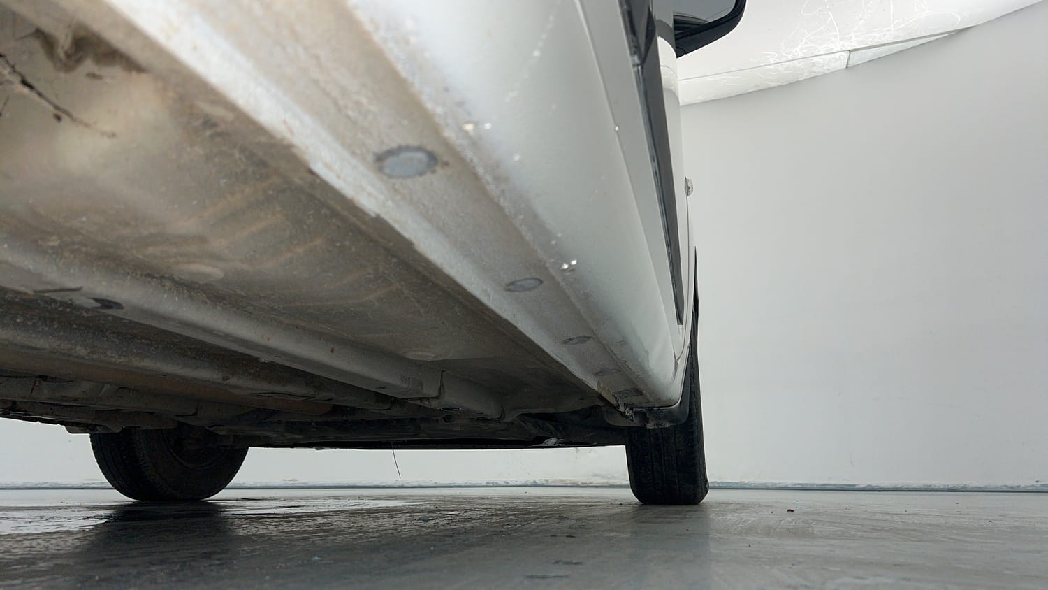 Used 2018 Hyundai Elite i20 Magna Executive 1.2 Petrol Manual extra REAR RIGHT UNDERBODY VIEW