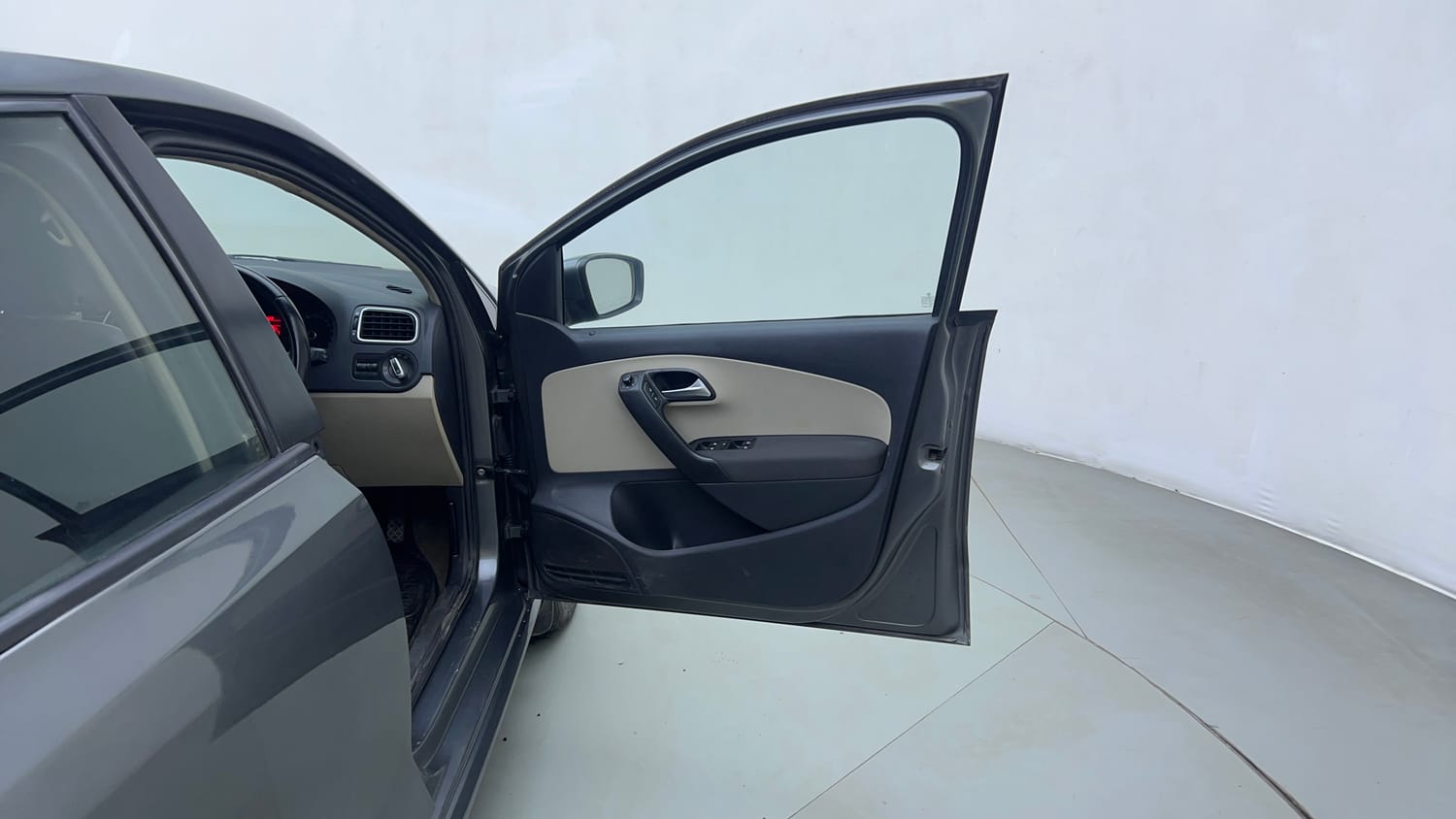 Used 2013 Volkswagen Polo Highline1.2L (P) Petrol Manual interior RIGHT FRONT DOOR OPEN VIEW
