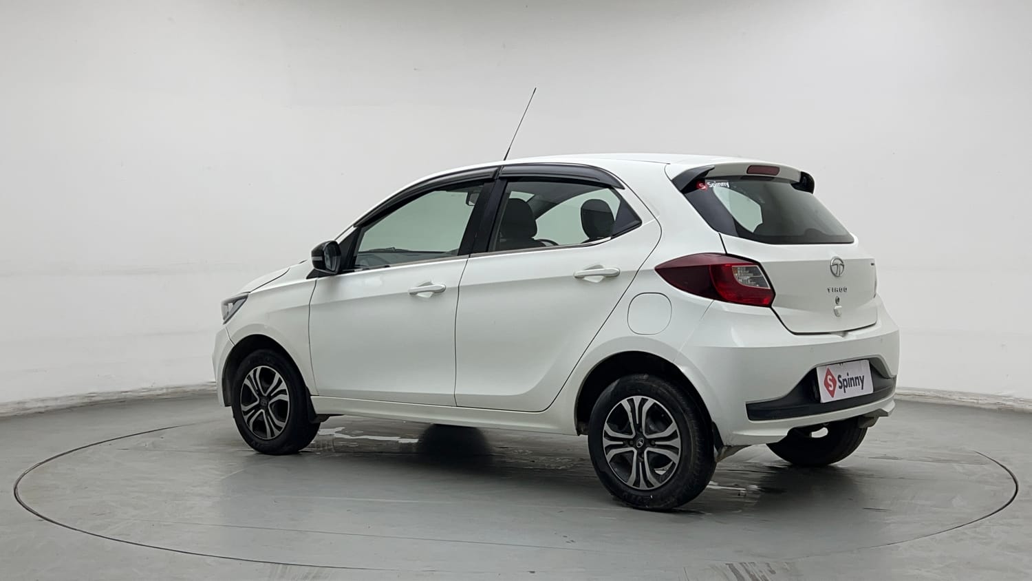 Used 2023 Tata Tiago XT CNG Cng Manual exterior LEFT REAR CORNER VIEW