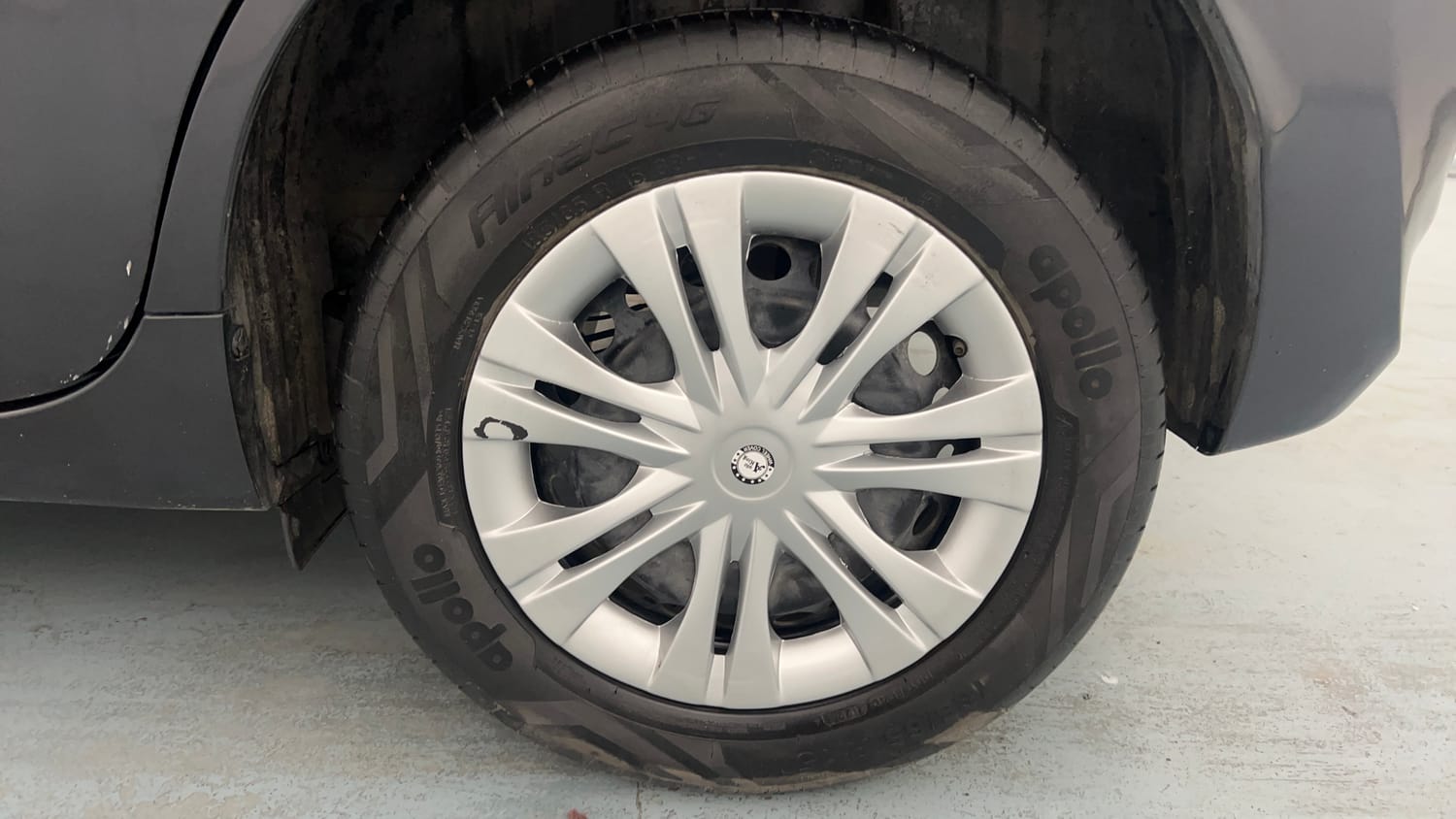 Used 2022 Maruti Suzuki Baleno Delta MT Petrol Manual tyres LEFT REAR TYRE RIM VIEW
