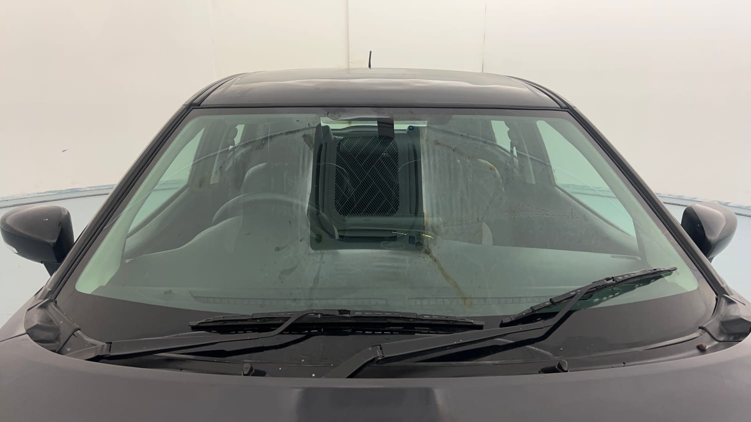 Used 2022 Maruti Suzuki Baleno Delta MT Petrol Manual exterior FRONT WINDSHIELD VIEW