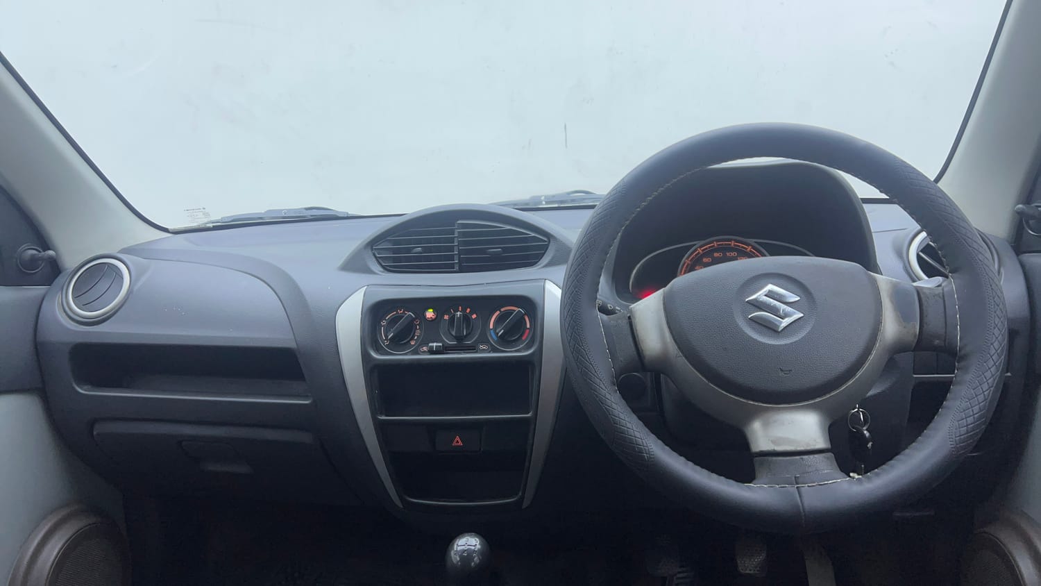 Used 2017 Maruti Suzuki Alto 800 LXi Petrol Manual interior DASHBOARD VIEW