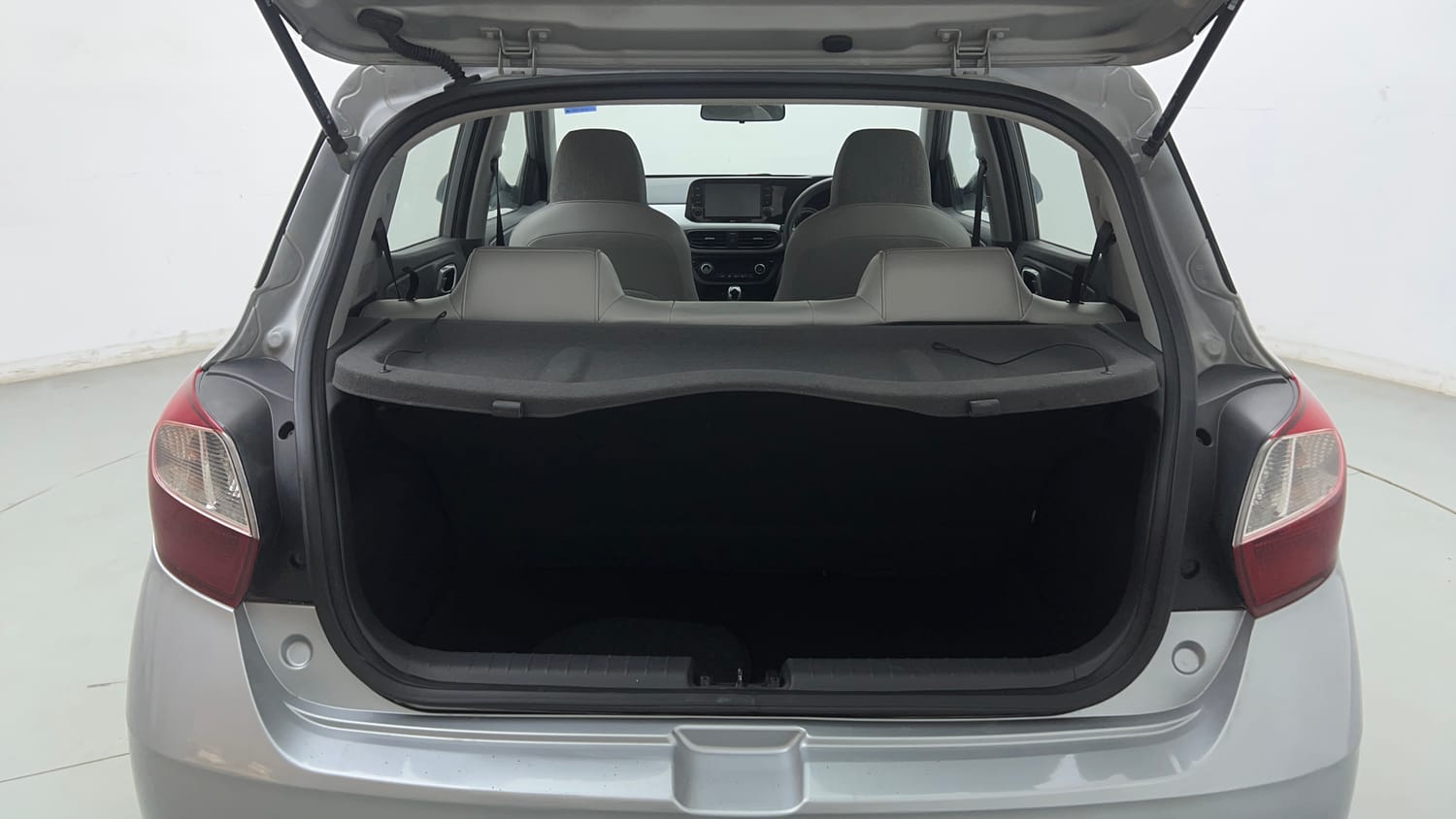 Used 2020 Hyundai Grand i10 Nios Sportz AMT 1.2 Kappa VTVT Petrol Automatic interior DICKY INSIDE VIEW