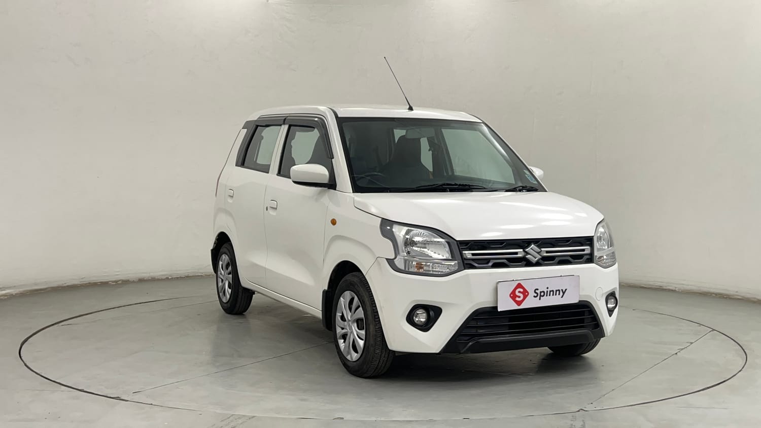 Used 2019 Maruti Suzuki Wagon R 1.0 VXI AMT Petrol Automatic exterior RIGHT FRONT CORNER VIEW