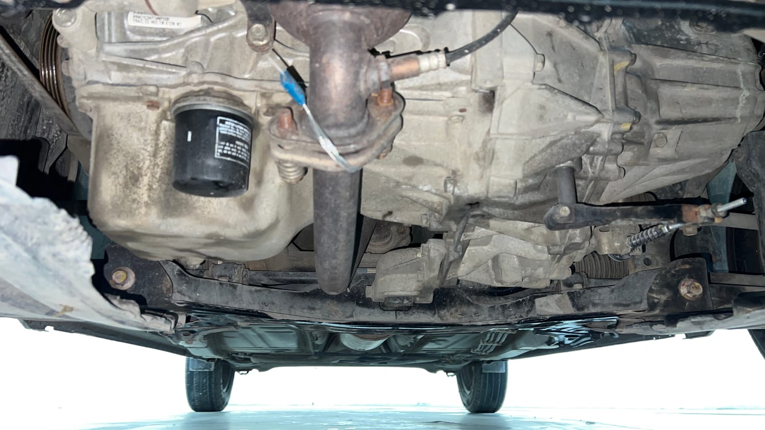 Used 2017 Maruti Suzuki Baleno Sigma 1.2 Petrol Manual extra FRONT LEFT UNDERBODY VIEW