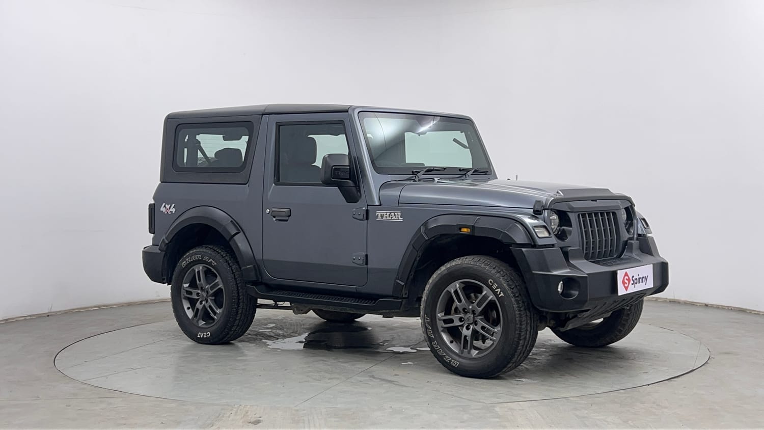Used 2022 mahindra Thar LX Hard Top Petrol AT 4WD Petrol Automatic exterior RIGHT FRONT CORNER VIEW