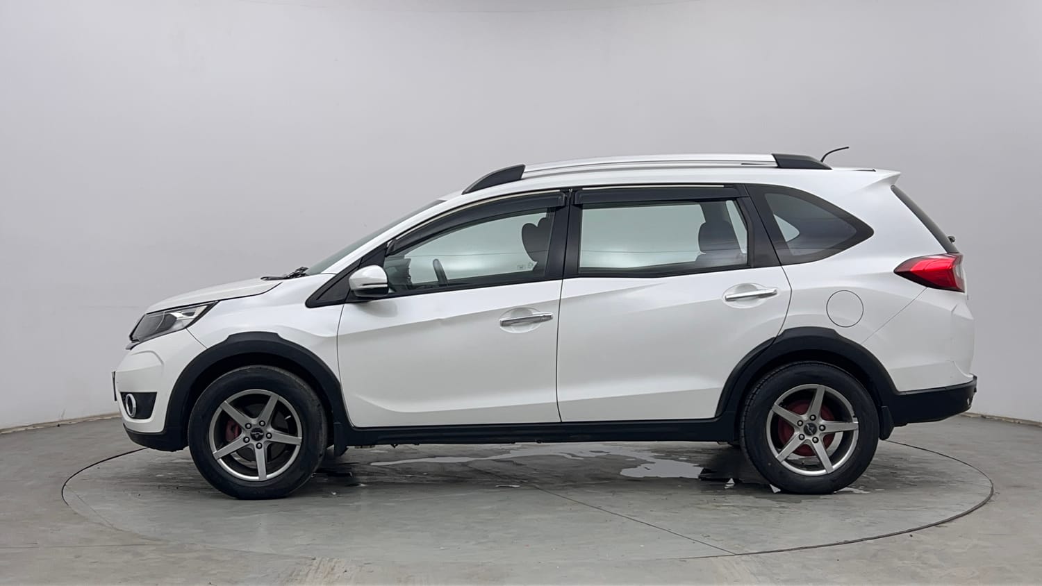 Used 2019 Honda BR-V V Petrol Petrol Manual exterior LEFT SIDE VIEW