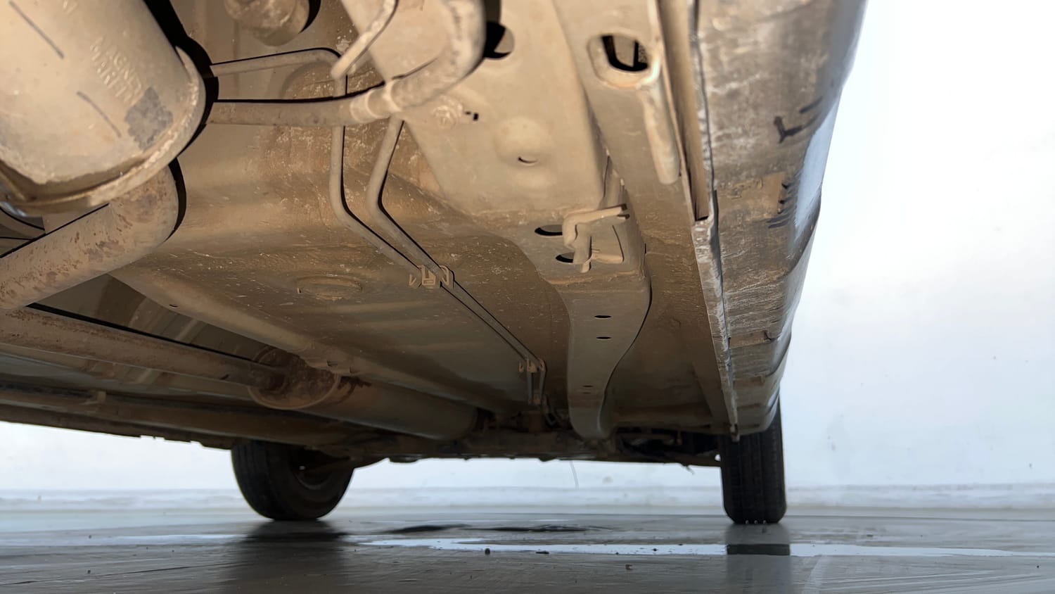 Used 2021 Maruti Suzuki S-Presso LXi CNG Cng Manual extra REAR RIGHT UNDERBODY VIEW
