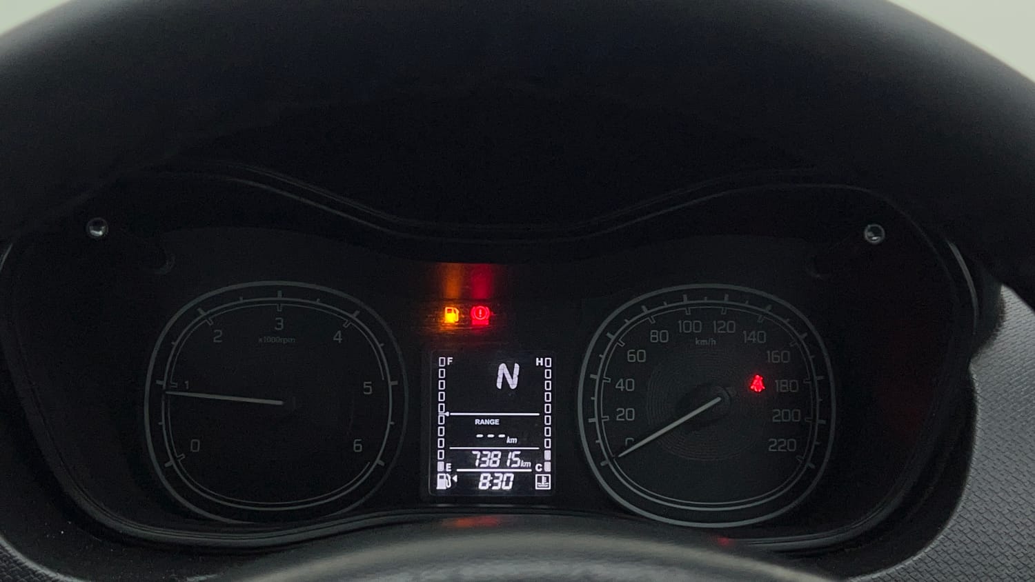 Used 2018 maruti-suzuki Vitara Brezza VDi AGS Diesel Automatic interior CLUSTERMETER VIEW