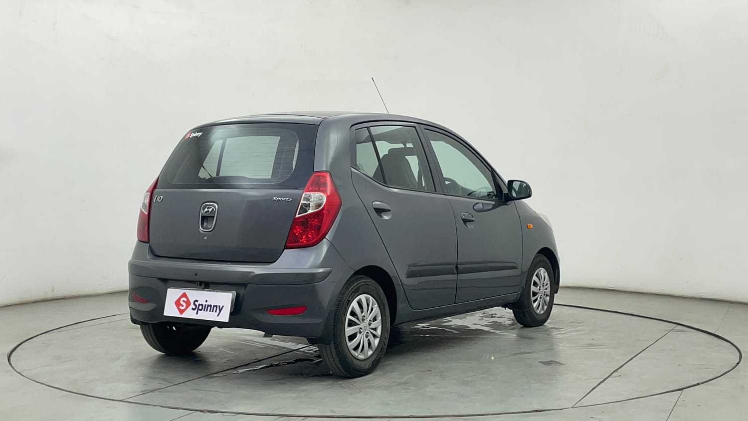Used 2014 Hyundai i10 Sportz 1.1 iRDE2 Petrol Manual exterior RIGHT REAR CORNER VIEW