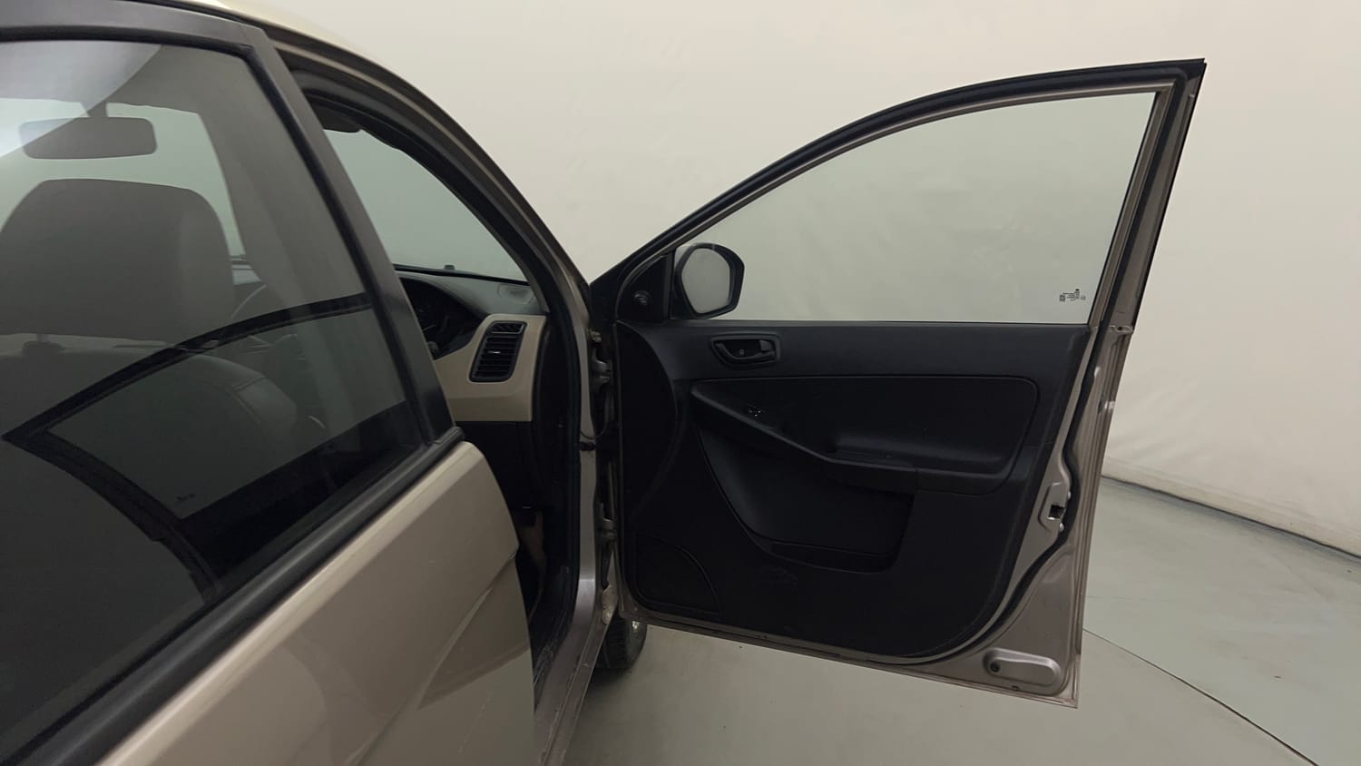 Used 2015 Tata Zest XE Petrol Petrol Manual interior RIGHT FRONT DOOR OPEN VIEW