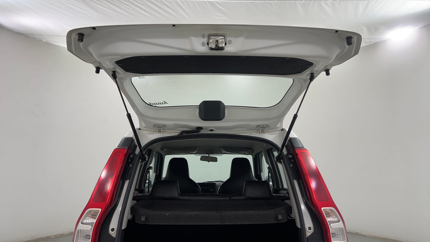 Used 2019 Maruti Suzuki Wagon R 1.0 VXI AMT Petrol Automatic interior DICKY DOOR OPEN VIEW