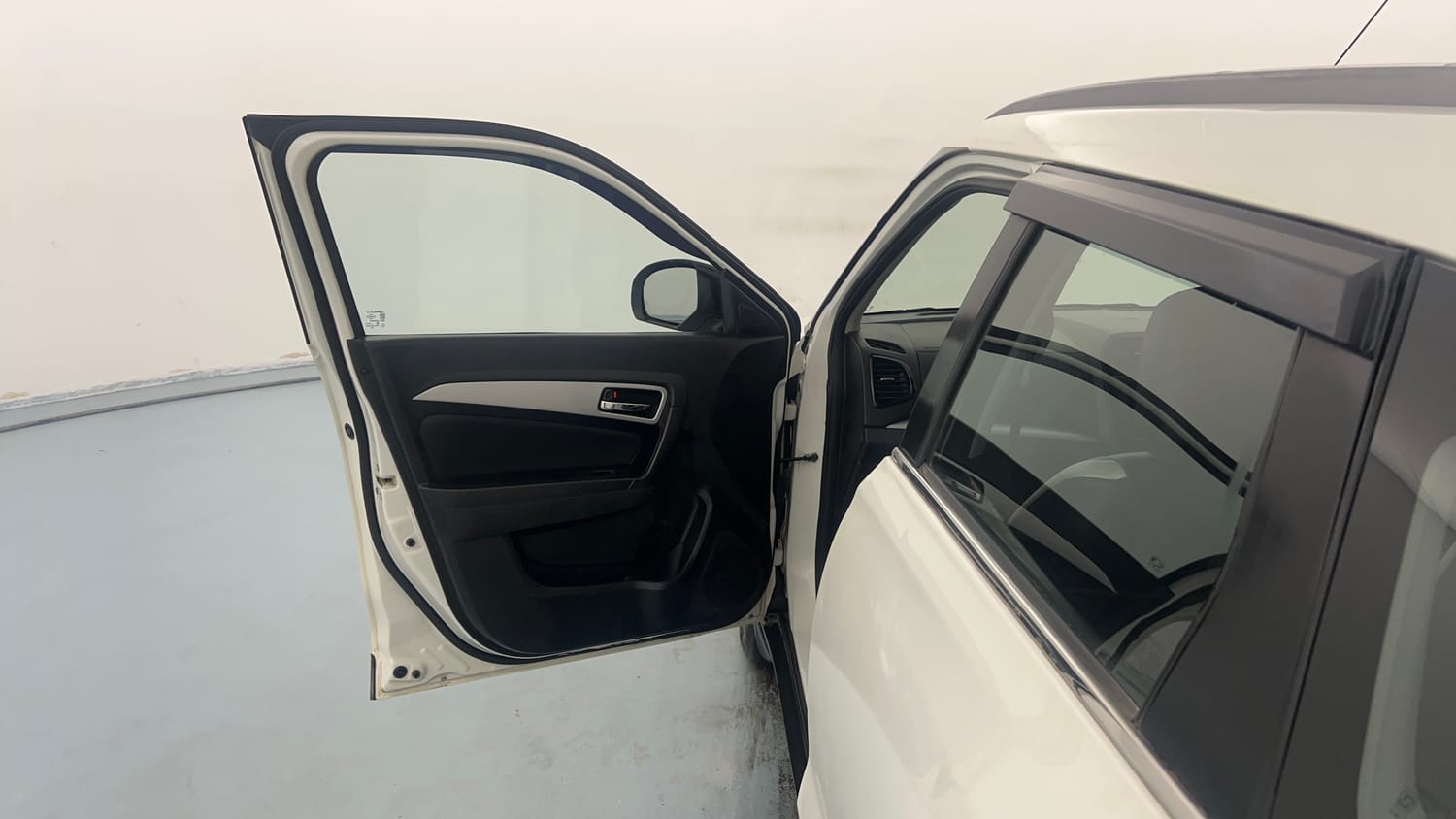 Used 2020 maruti-suzuki Vitara Brezza ZXi Plus Petrol Manual interior LEFT FRONT DOOR OPEN VIEW