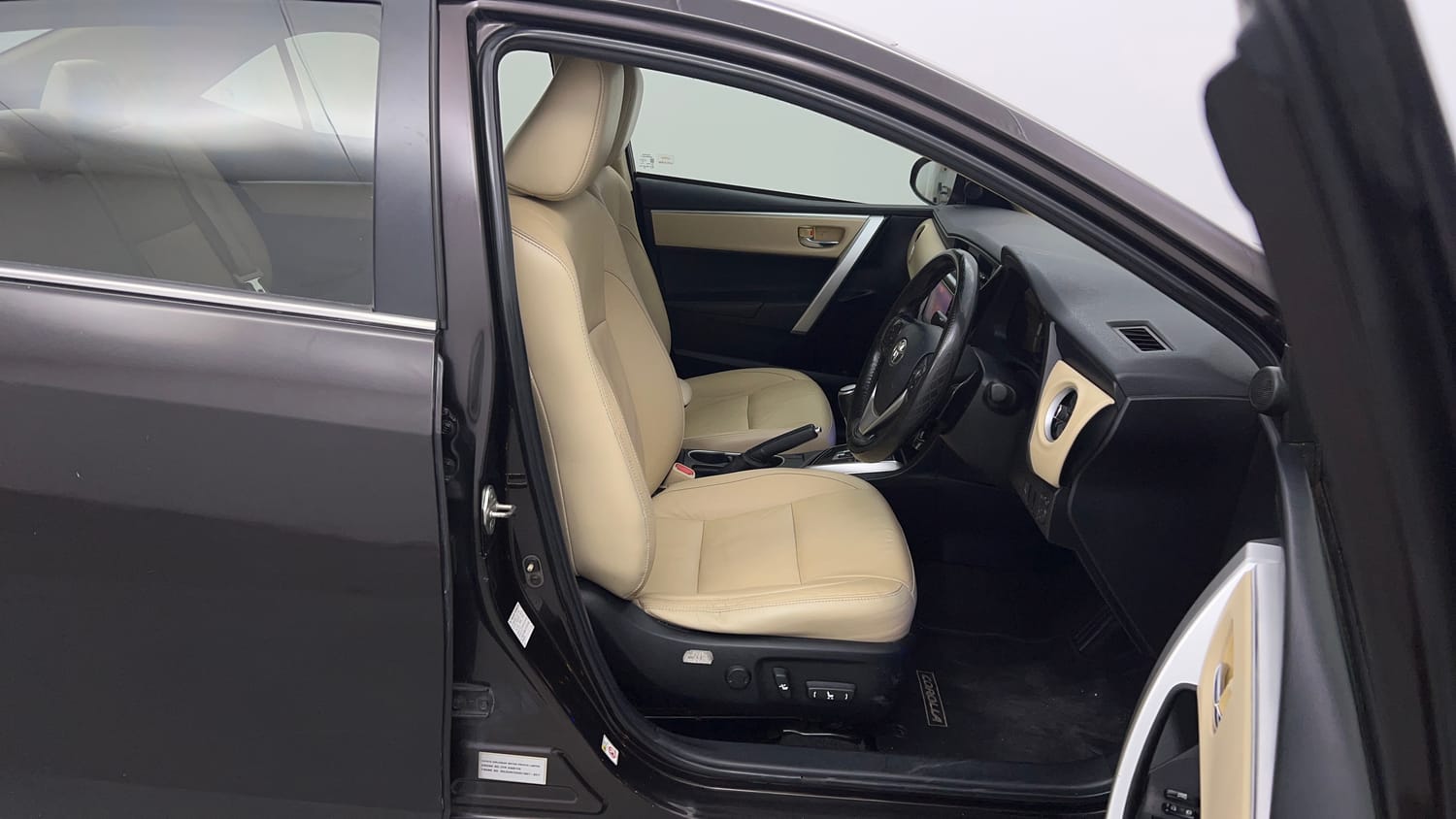 Used 2017 Toyota Corolla Altis VL CVT Petrol Petrol Automatic interior RIGHT SIDE FRONT DOOR CABIN VIEW