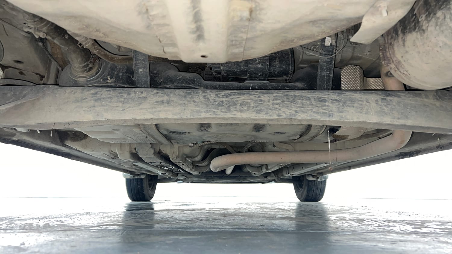 Used 2018 Hyundai Elite i20 Magna Executive 1.2 Petrol Manual extra REAR UNDERBODY VIEW (TAKEN FROM REAR)