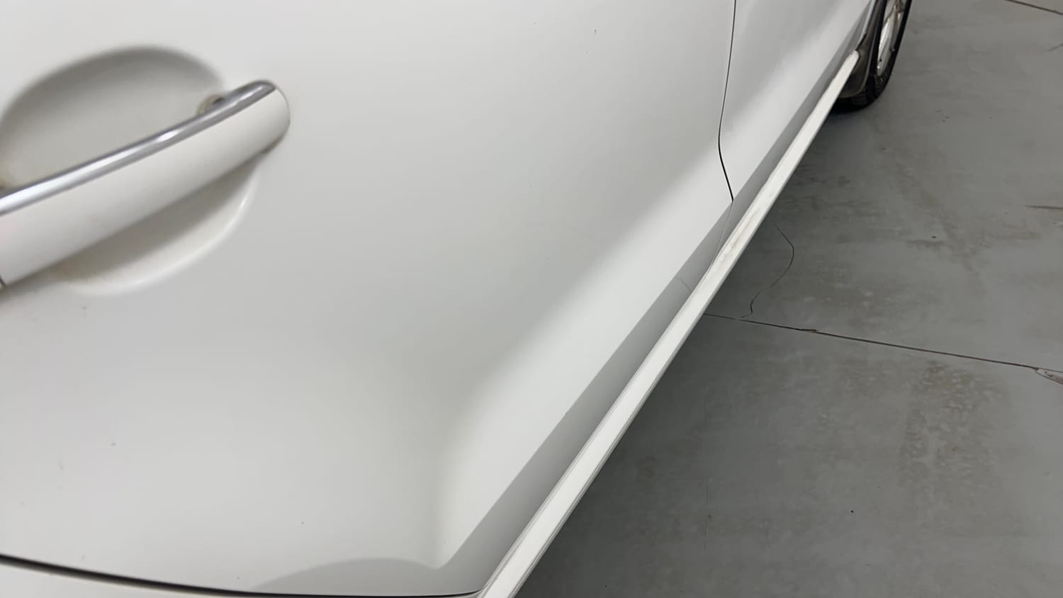 Used 2019 Volkswagen Ameo Highline Plus 1.5L AT (D)16 Alloy Diesel Automatic dents MINOR SCRATCH