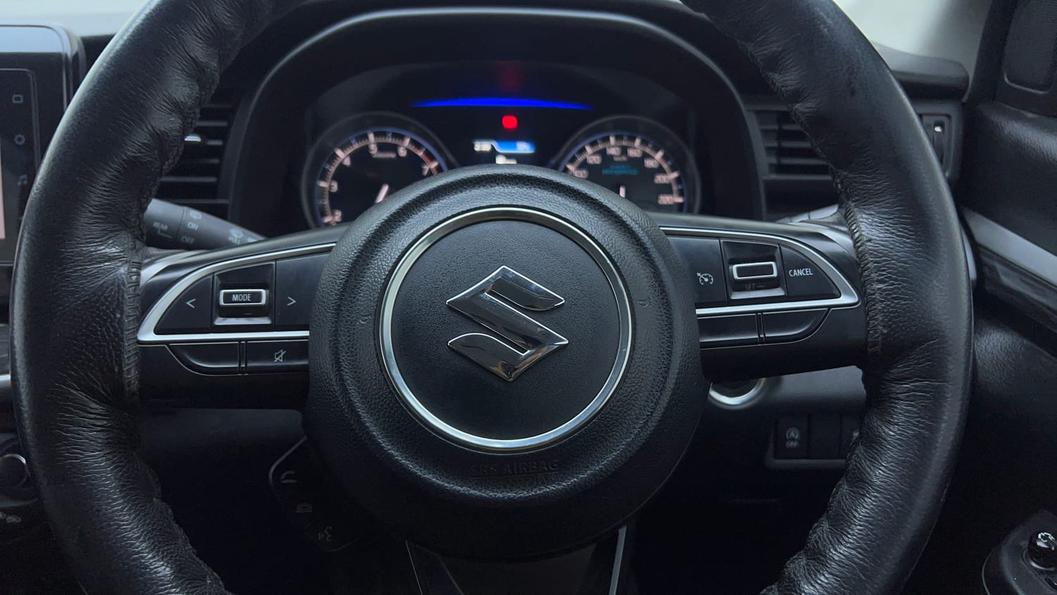 Used 2021 Maruti Suzuki XL6 Alpha AT Petrol Petrol Automatic top_features Airbags