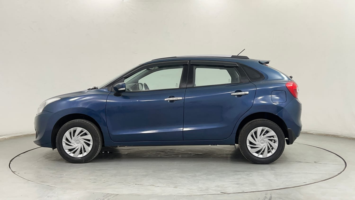 Used 2017 Maruti Suzuki Baleno Delta 1.2 Petrol Manual exterior LEFT SIDE VIEW