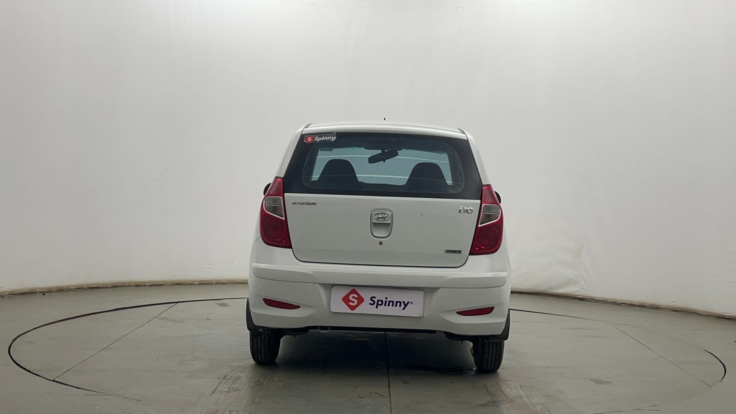 Used 2013 Hyundai i10 Magna 1.1 iRDE2 Petrol Manual exterior BACK VIEW