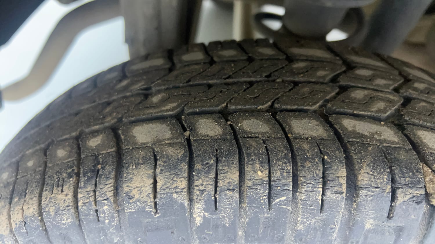 Used 2017 Maruti Suzuki Alto 800 LXi Petrol Manual tyres RIGHT REAR TYRE TREAD VIEW
