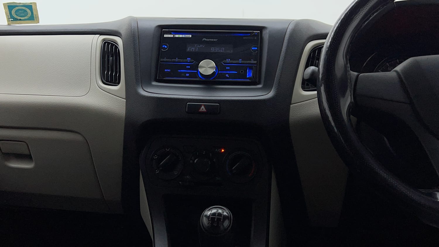 Used 2020 Maruti Suzuki Wagon R LXi 1.0 CNG Cng Manual interior MUSIC SYSTEM & AC CONTROL VIEW
