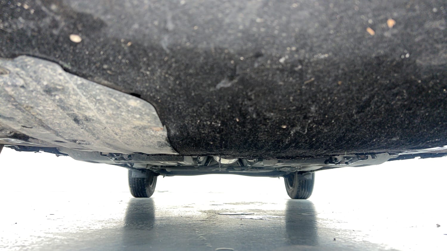 Used 2022 Maruti Suzuki Baleno Delta MT Petrol Manual extra FRONT LEFT UNDERBODY VIEW