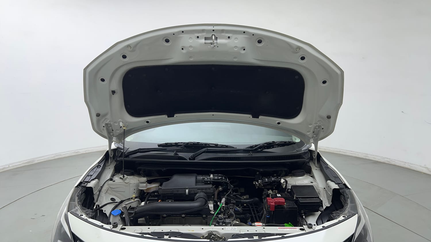Used 2025 Maruti Suzuki Baleno Zeta MT Petrol Manual engine ENGINE & BONNET OPEN FRONT VIEW