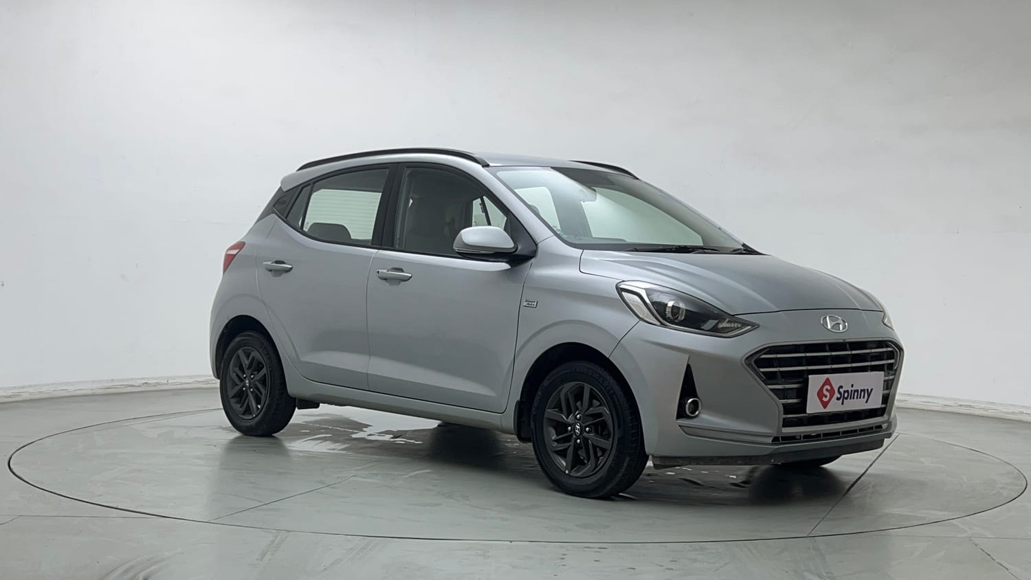 Used 2020 Hyundai Grand i10 Nios Sportz AMT 1.2 Kappa VTVT Petrol Automatic exterior RIGHT FRONT CORNER VIEW
