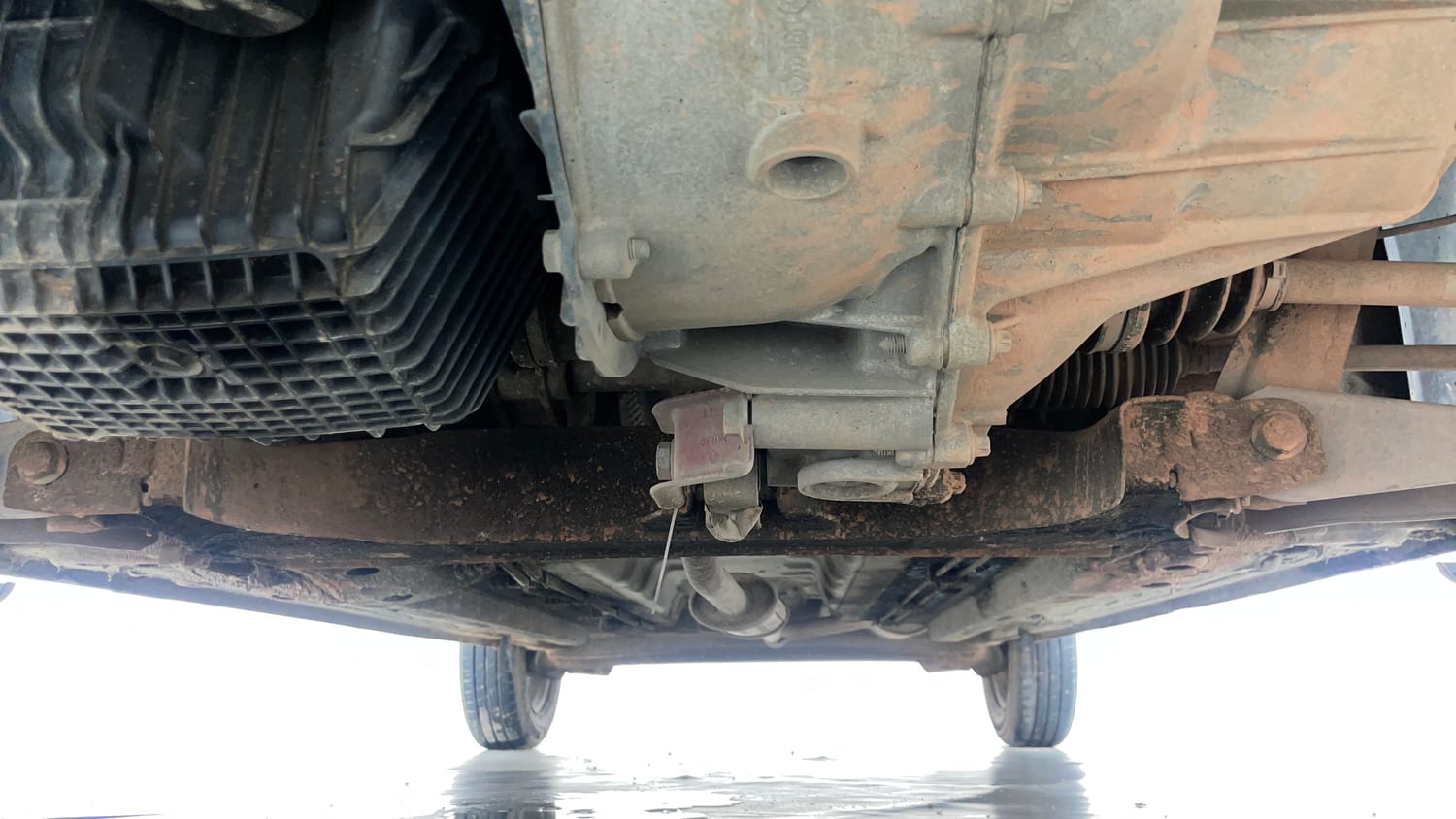 Used 2023 Renault Kwid CLIMBER AMT Petrol Automatic extra FRONT LEFT UNDERBODY VIEW
