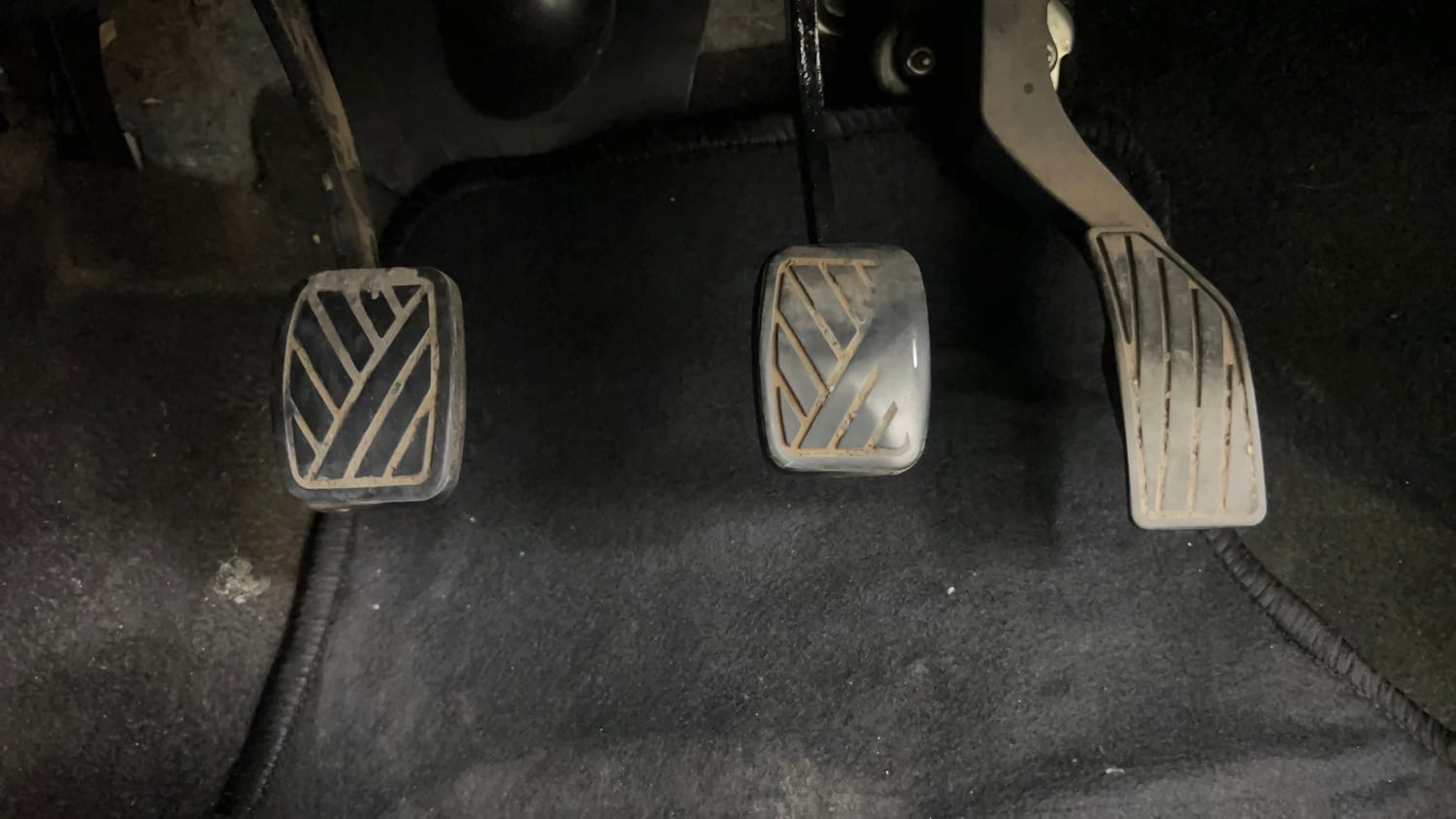 Used 2012 Maruti Suzuki Swift VDi Diesel Manual interior PEDALS VIEW
