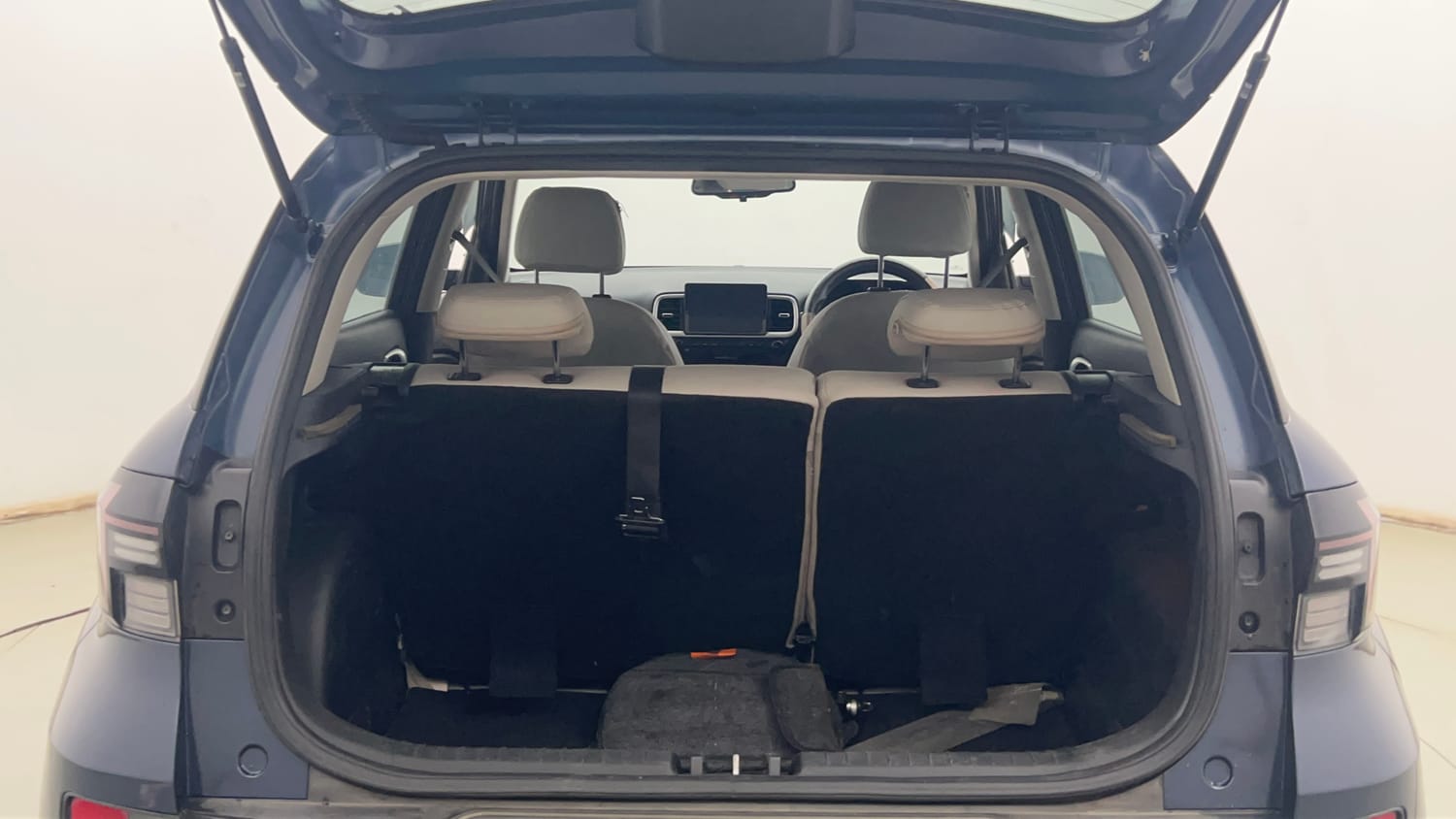 Used 2022 Hyundai Venue SX 1.2 Petrol Petrol Manual interior DICKY INSIDE VIEW