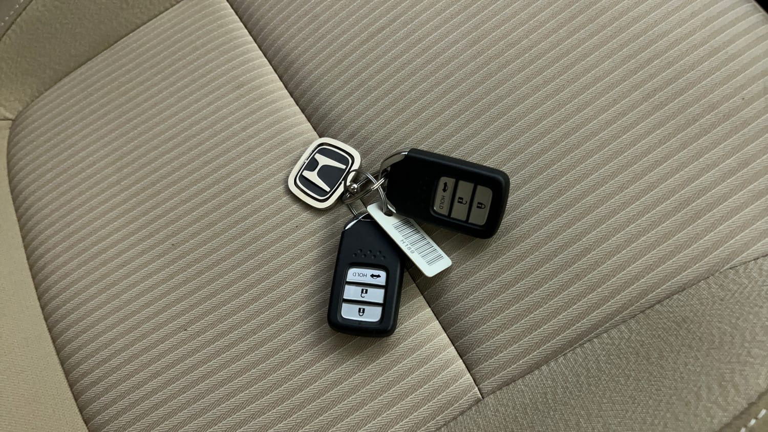 Used 2025 honda Amaze 2nd Generation VX 1.2 Petrol CVT Petrol Automatic extra CAR KEY VIEW