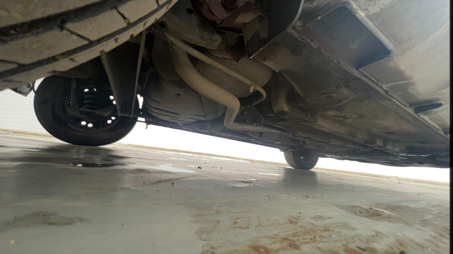 Used 2022 Hyundai Venue S Plus 1.2 Petrol Petrol Manual extra REAR RIGHT UNDERBODY VIEW