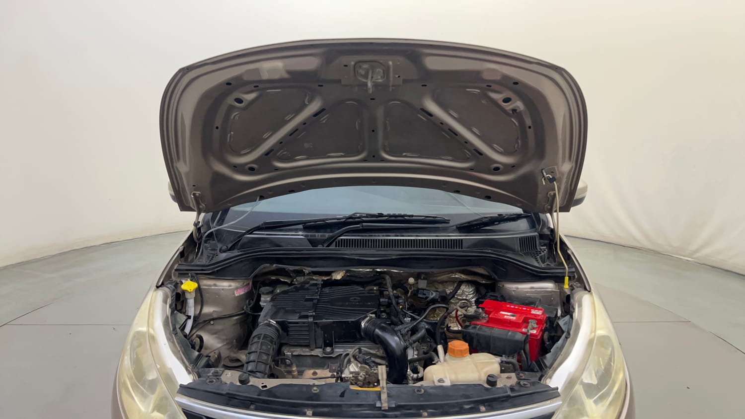 Used 2015 Tata Zest XE Petrol Petrol Manual engine ENGINE & BONNET OPEN FRONT VIEW