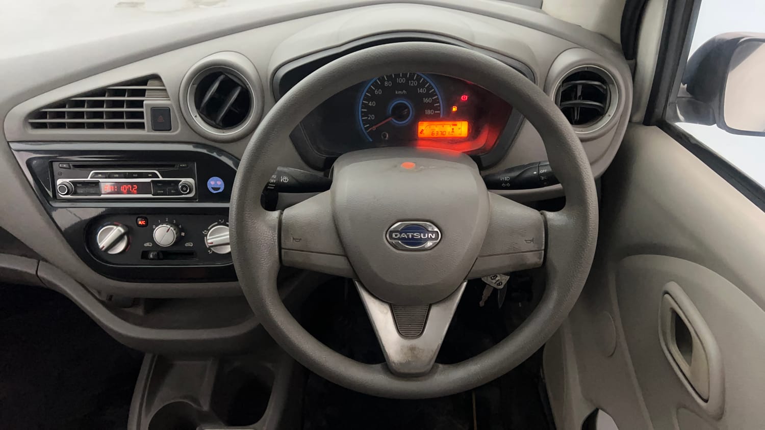 Used 2016 Datsun Redi-GO S Petrol Manual interior STEERING VIEW